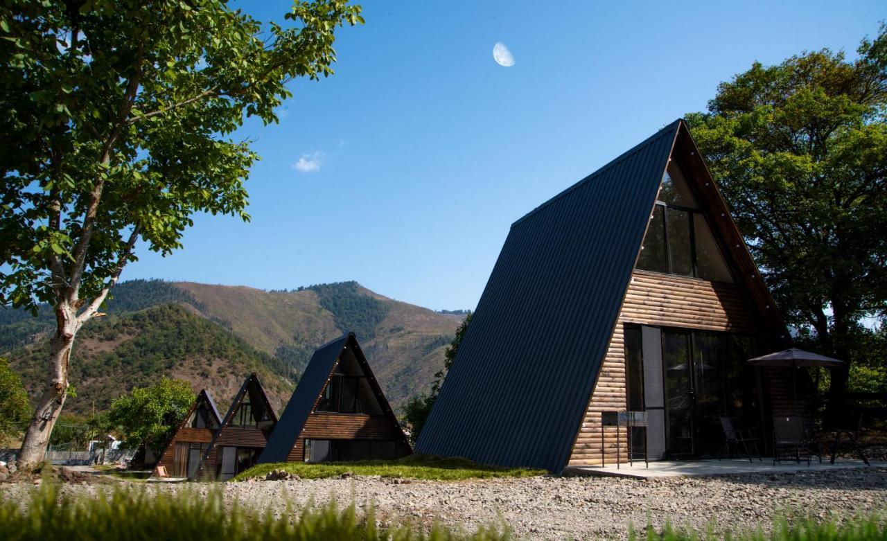 Landhaus Borjomi Exteriör bild