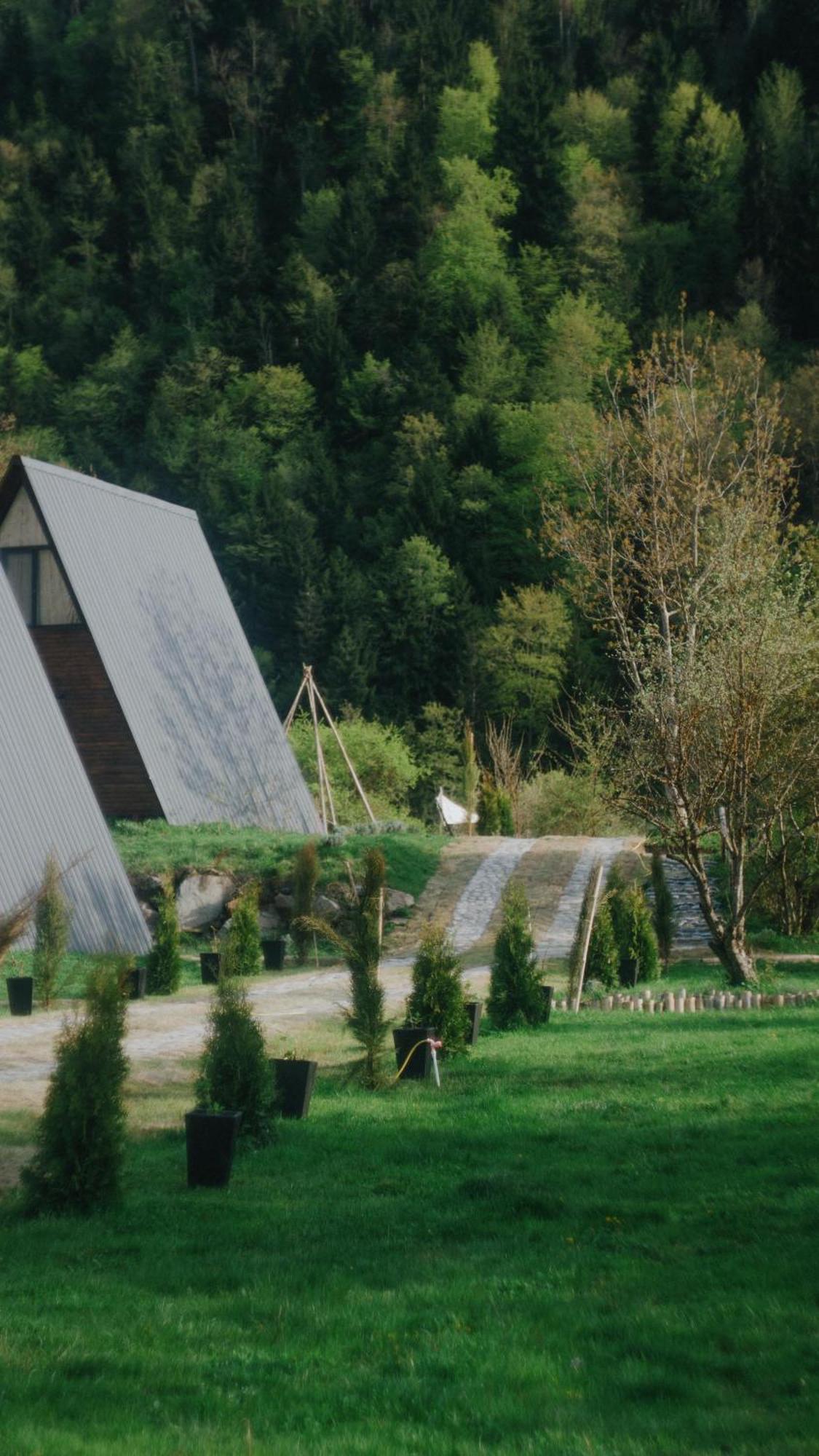 Landhaus Borjomi Exteriör bild